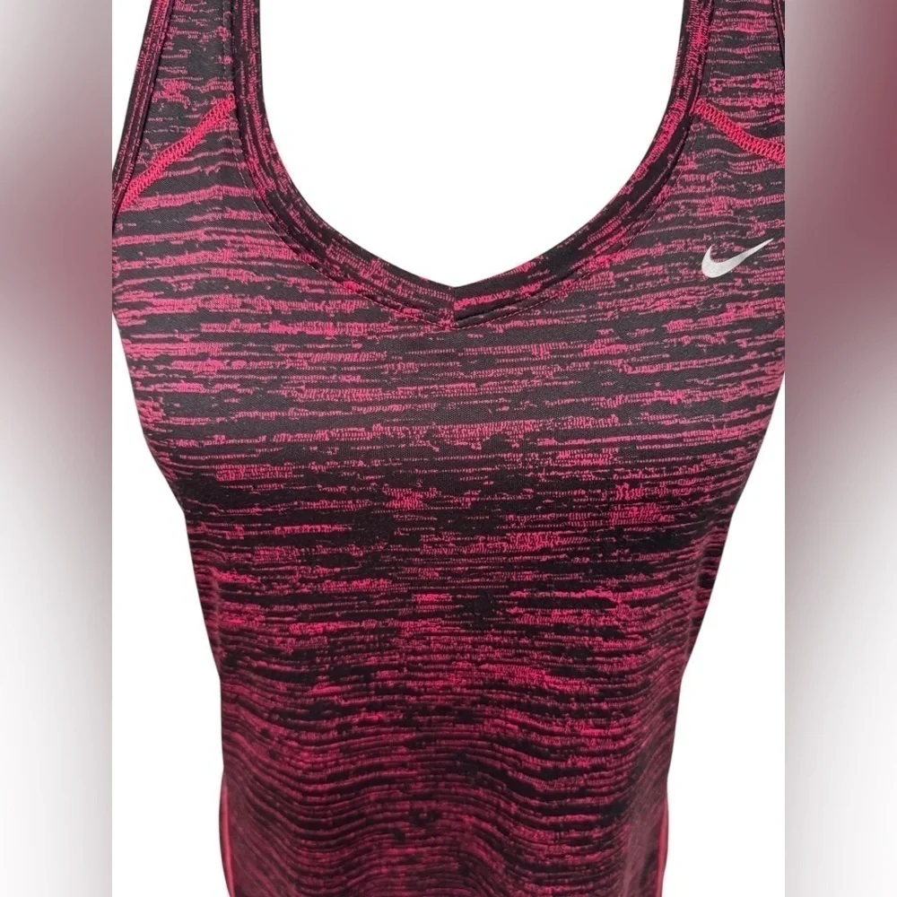 Nike Dri Fit Running Miler V Neck Tank Top Women's Size Medium - Picture 2 of 8